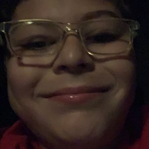 Meet your Posher, Evan flores